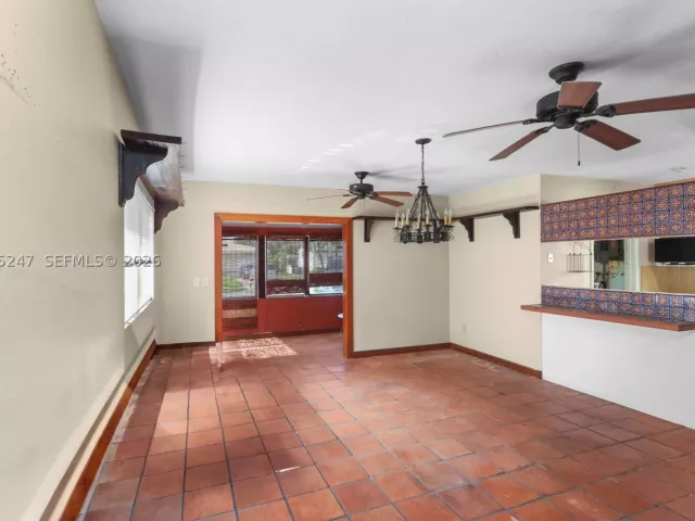 Продажа дома по адресу 12465 SW 33rd St - фото 8897798
