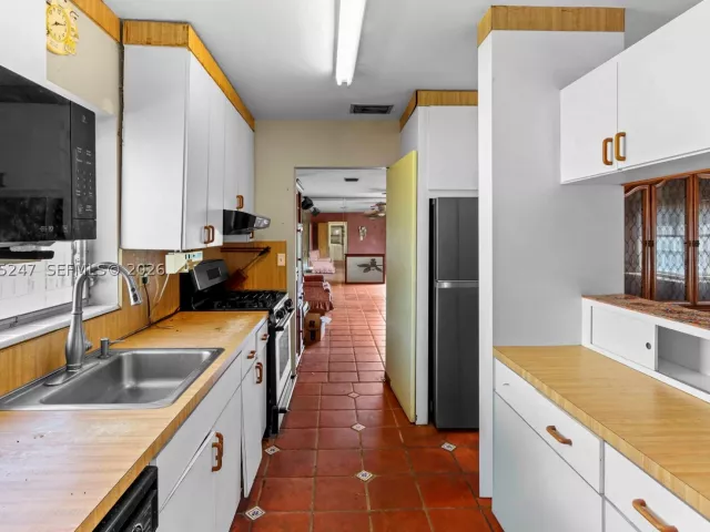 Продажа дома по адресу 12465 SW 33rd St - фото 8897803