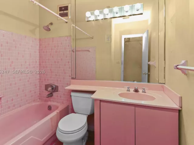 Продажа дома по адресу 12465 SW 33rd St - фото 8897806