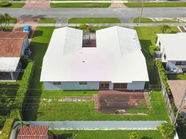 Продажа дома по адресу 12465 SW 33rd St - фото 8897788
