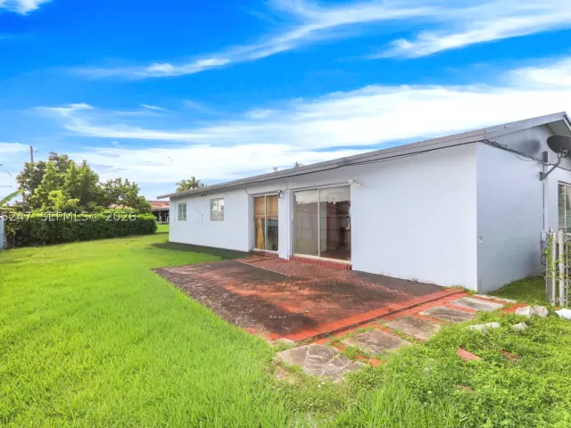 Продажа дома по адресу 12465 SW 33rd St - фото 8897794