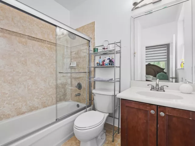 Продажа дома по адресу 11491 NW 82nd Terrace NW - фото 9477356