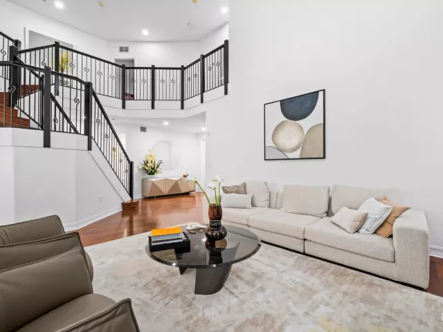 Продажа дома по адресу 11491 NW 82nd Terrace NW - фото 9477338
