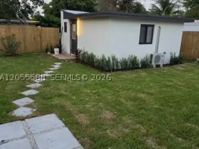 Продажа дома по адресу 775 NW 83 Street - фото 8925113