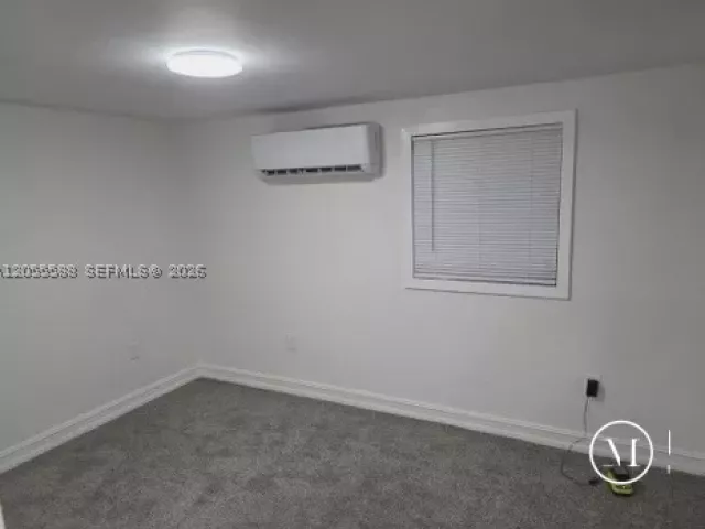 Продажа дома по адресу 775 NW 83 Street - фото 8925107