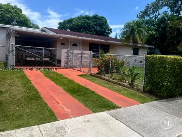 Продажа дома по адресу 17861 SW 112th Pl - фото 8897772