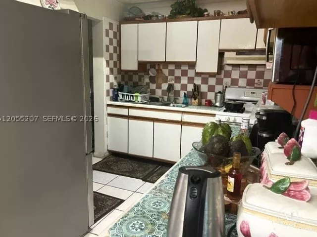 Продажа дома по адресу 17861 SW 112th Pl - фото 8897775