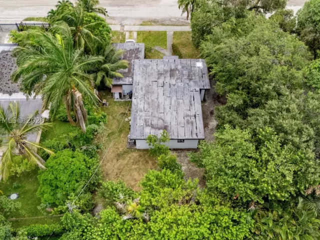 Продажа дома по адресу 106 NW 84th St - фото 9300562