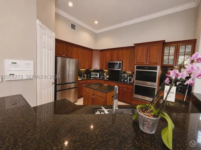 Продажа дома по адресу 13755 NW 18th Ct - фото 8901051