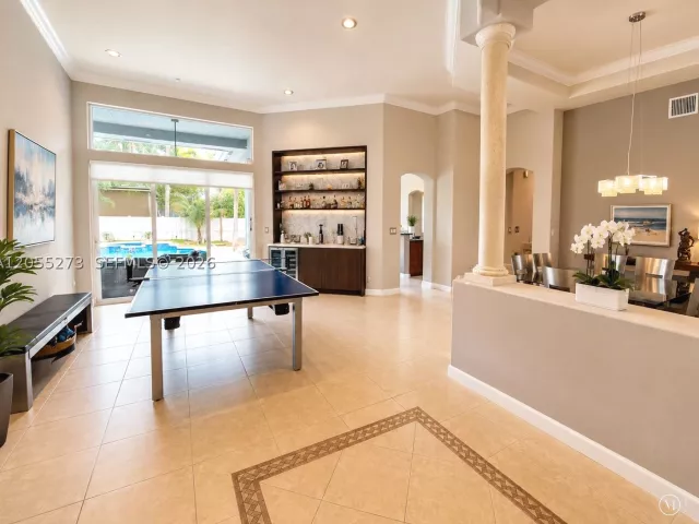 Продажа дома по адресу 13755 NW 18th Ct - фото 8901054