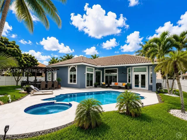 Продажа дома по адресу 13755 NW 18th Ct - фото 8901041