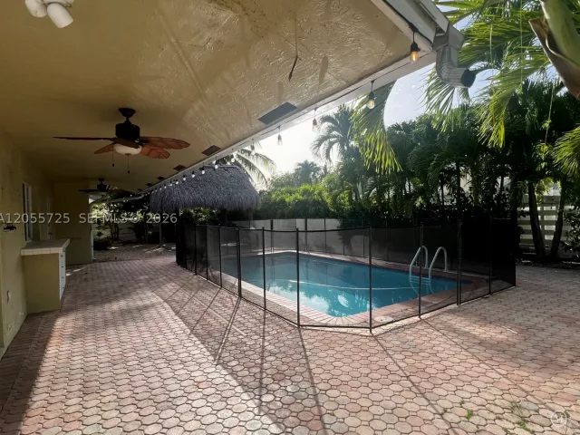 Дом в аренду по адресу 14131 SW 146th Ter - фото 8898144
