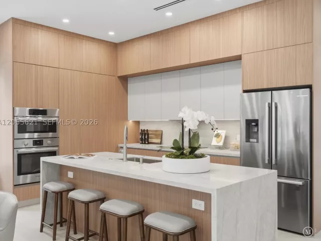 Продажа дома по адресу 1621 SW 11th Ter - фото 9196852