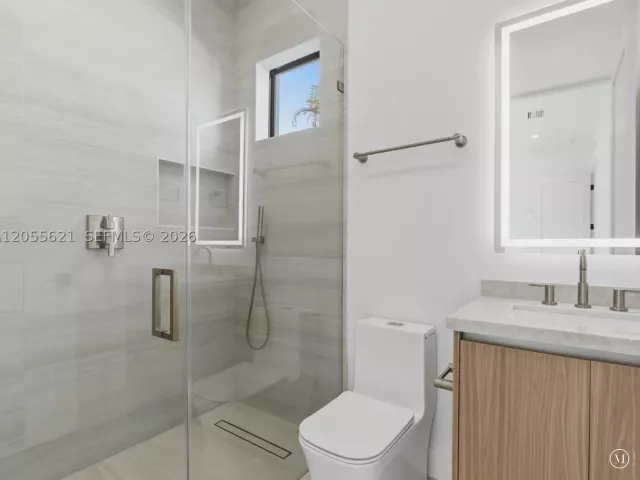 Продажа дома по адресу 1621 SW 11th Ter - фото 9196932