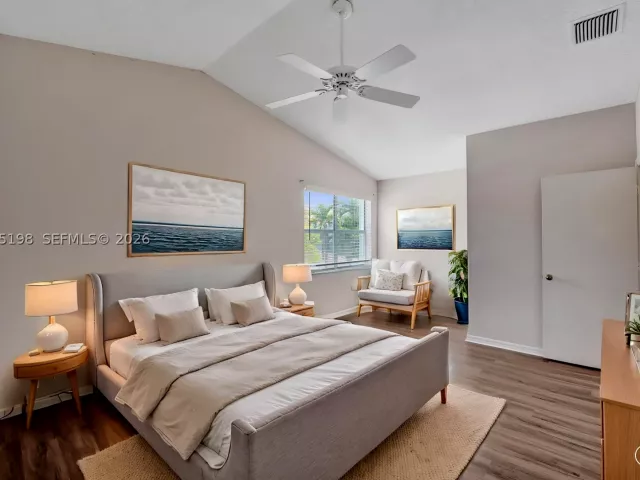 Продажа дома по адресу 4025 Fern Forest Rd - фото 9264830