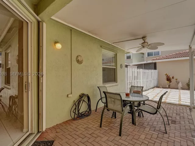 Продажа дома по адресу 4025 Fern Forest Rd - фото 9264840