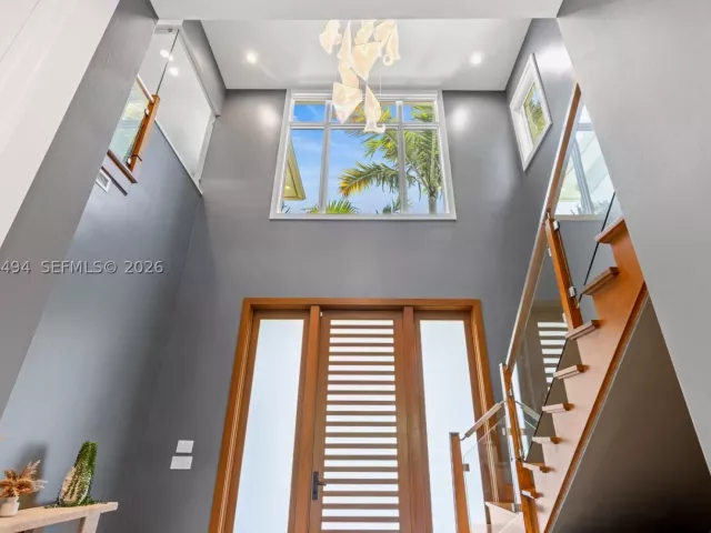 Продажа дома по адресу 924 Evergreen Dr - фото 8902091