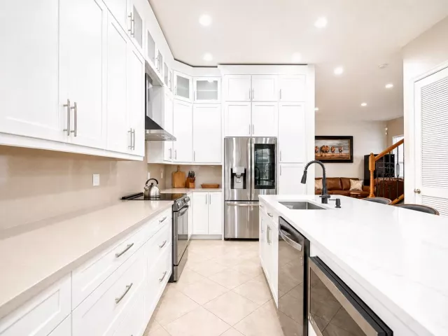 Продажа дома по адресу 1505 SW 23RD Street - фото 8898037