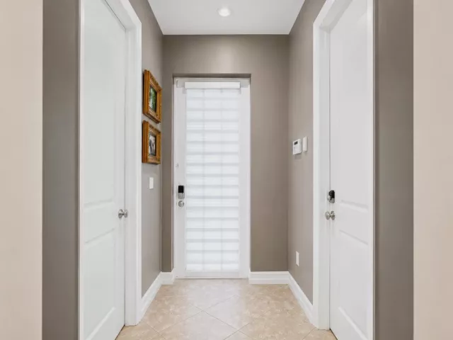 Продажа дома по адресу 1505 SW 23RD Street - фото 8898030