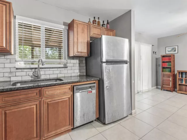 Продажа дома по адресу 417 UPLAND Road - фото 8911189