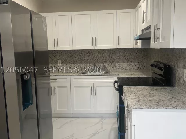 Продажа дома по адресу 395 NE 112th St - фото 8899670