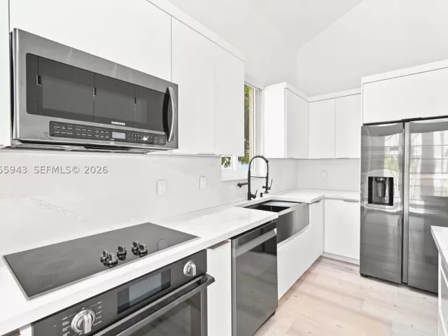 Продажа дома по адресу 1457 NW 159th Ln - фото 8899643