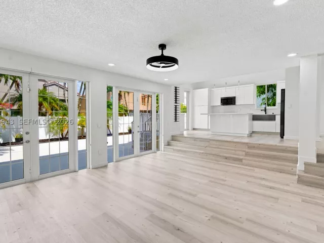 Продажа дома по адресу 1457 NW 159th Ln - фото 8899646