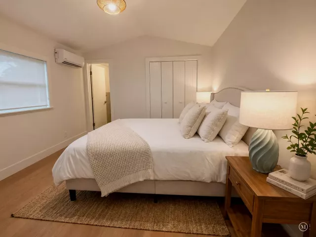Продажа дома по адресу 800 SE 11TH Court - фото 8902323