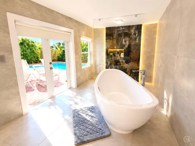 Продажа дома по адресу 800 SE 11TH Court - фото 8902321