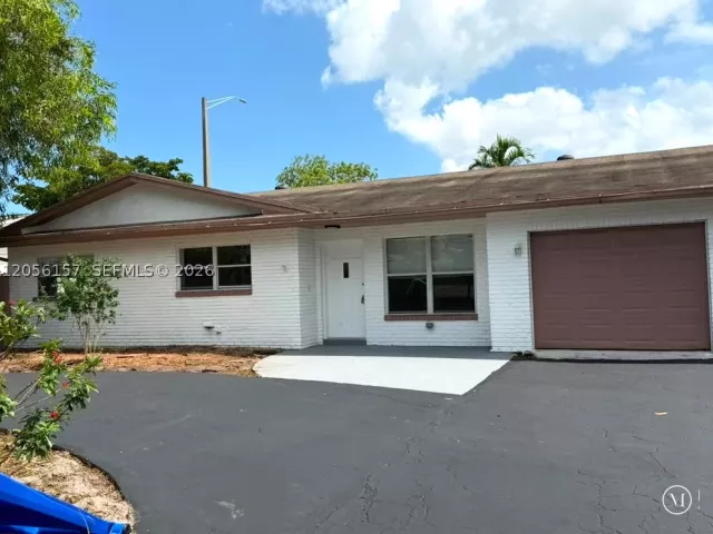 Продажа дома по адресу 3160 NW 63rd St - фото 8901901