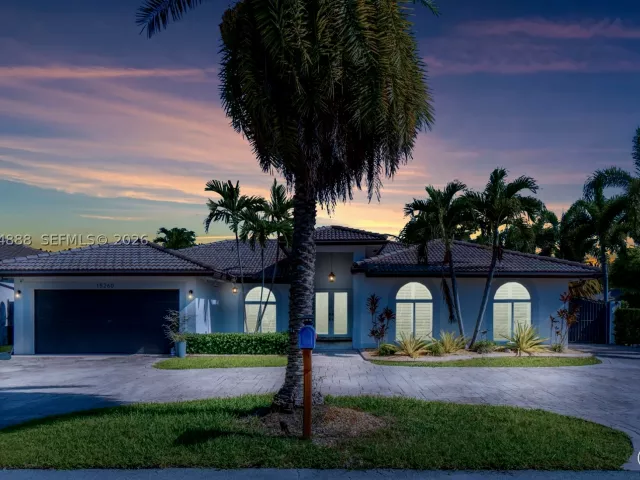 Продажа дома по адресу 15260 SW 143rd St - фото 8900649