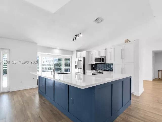 Продажа дома по адресу 15260 SW 143rd St - фото 8900656