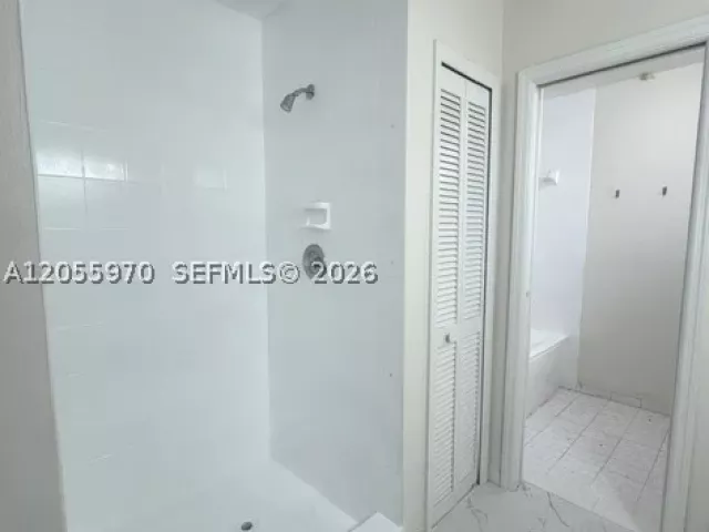 Продажа дома по адресу 9424 SW 154th Ct - фото 8901259