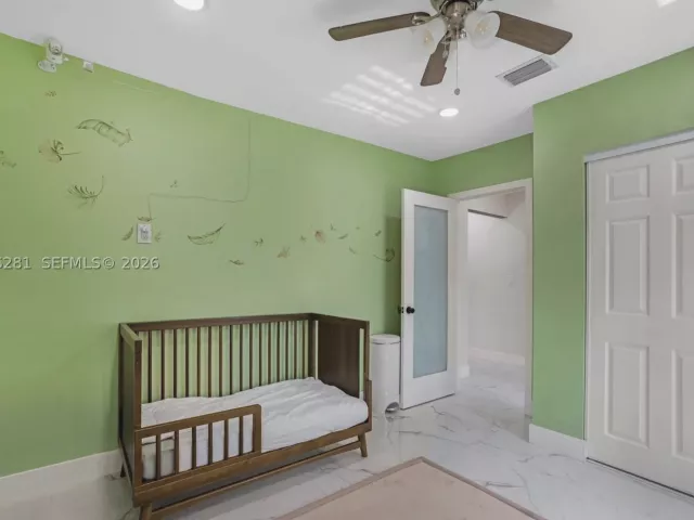 Продажа дома по адресу 1008 SW 18th Ct - фото 8922862