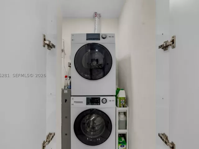 Продажа дома по адресу 1008 SW 18th Ct - фото 8922855