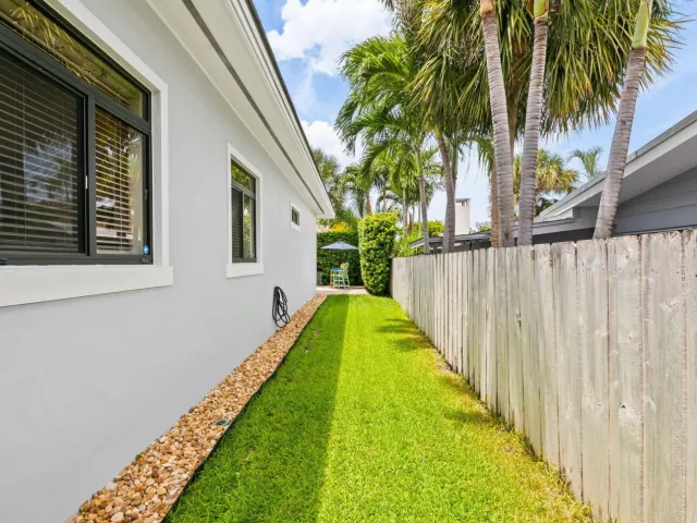 Продажа дома по адресу 3209 Leigh Road - фото 9284568