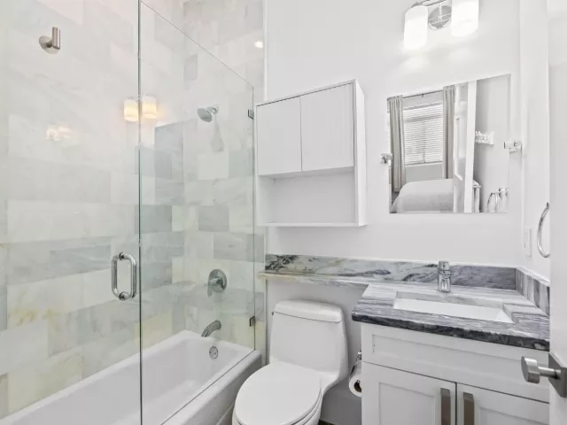 Продажа дома по адресу 3209 Leigh Road - фото 9284574