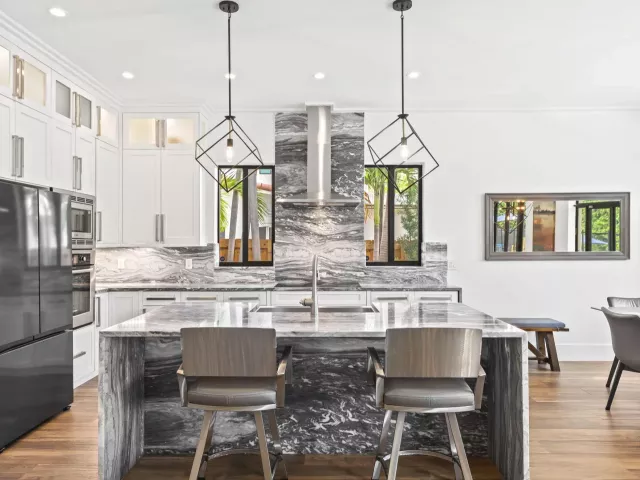 Продажа дома по адресу 3209 Leigh Road - фото 9284561