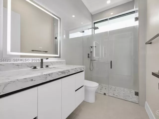 Продажа дома по адресу 5765 SW 47th St - фото 9301835