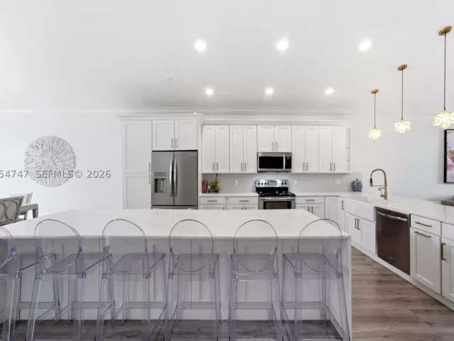 Продажа дома по адресу 15645 SW 16th Ct - фото 8947303
