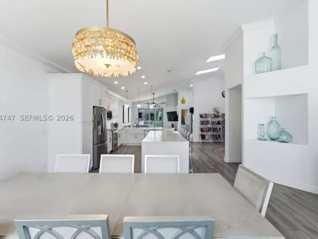 Продажа дома по адресу 15645 SW 16th Ct - фото 8947297