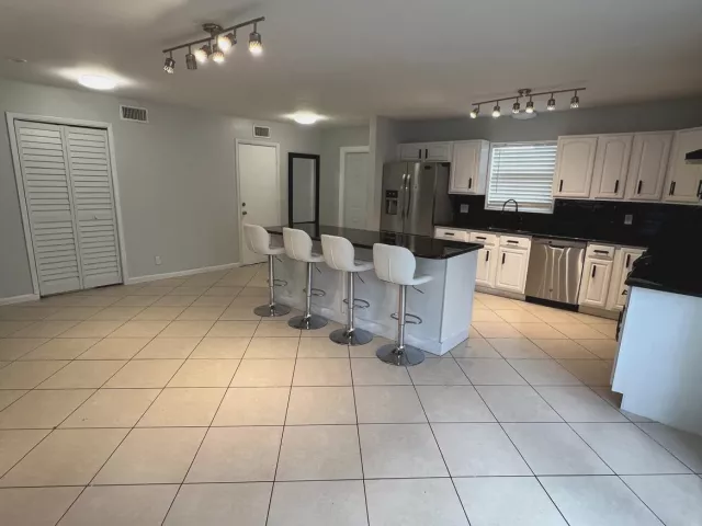 Продажа дома по адресу 2417 Sundy Avenue - фото 8902574
