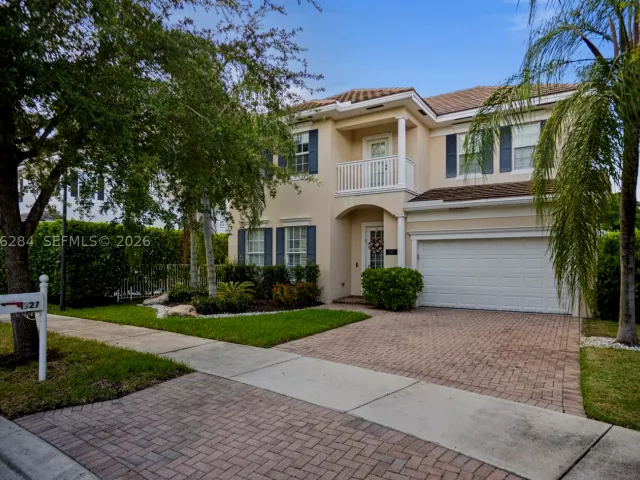Продажа дома по адресу 1327 SW 21st Ct - фото 8903368