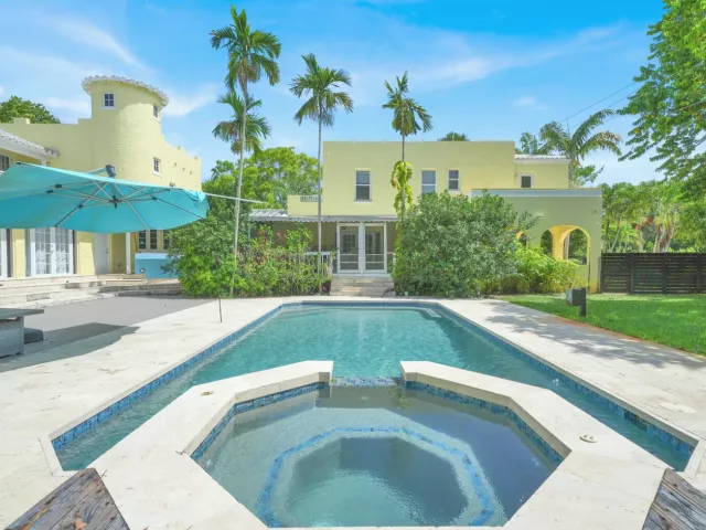 Продажа дома по адресу 1201 N Swinton Avenue - фото 8905569