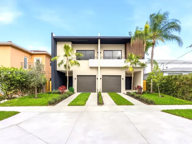 Продажа дома по адресу 2927 SW 36th Ave - фото 8916198