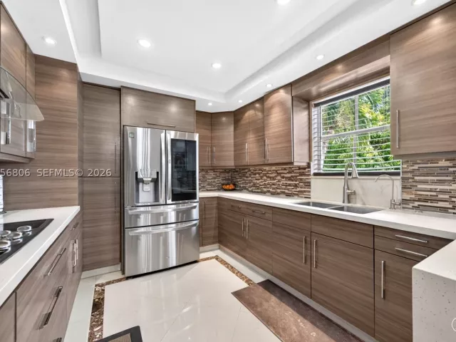 Продажа дома по адресу 10704 SW 167th St - фото 8928682