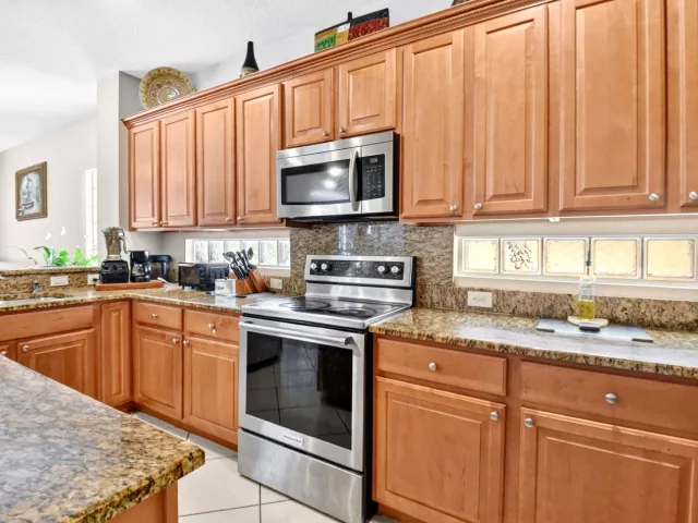 Продажа дома по адресу 809 Triana Street - фото 8909656