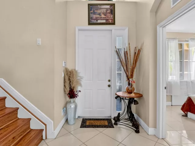 Продажа дома по адресу 809 Triana Street - фото 8909647