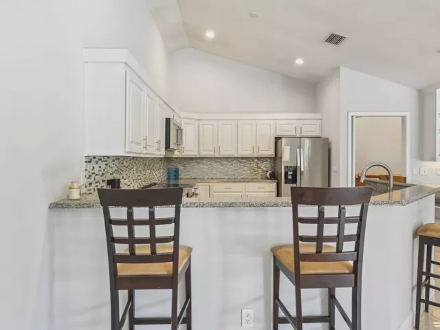 Продажа дома по адресу 3090 Equestrian Drive - фото 9310855