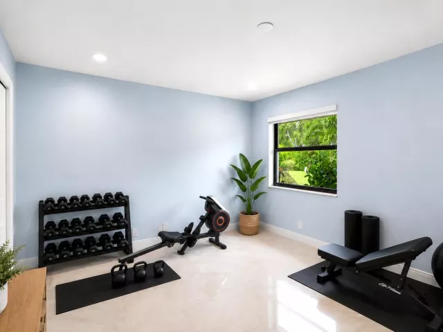 Продажа дома по адресу 3090 Equestrian Drive - фото 9310872